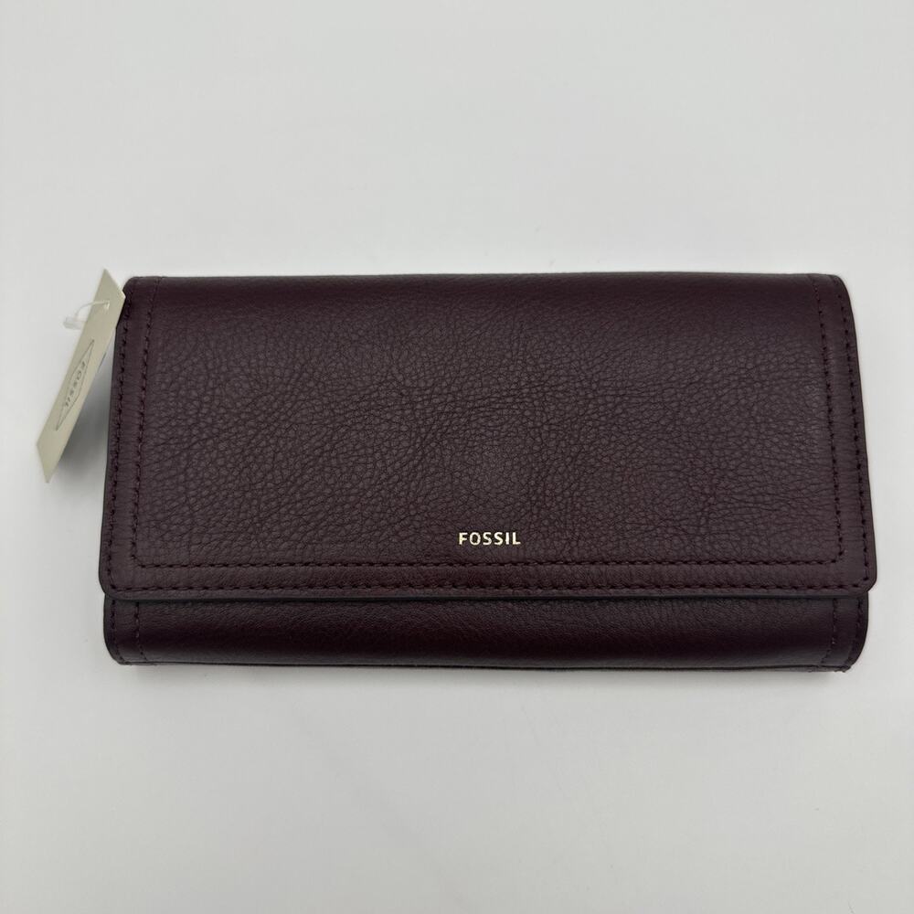 NWT Fossil RFID Logan Flap Fig Wallet